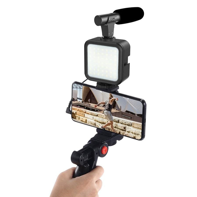 Mega Loja dos Produtos Tecnologia Kit completo Kit Vlogger 3 em 1 - Tripé, Luz e Microfone